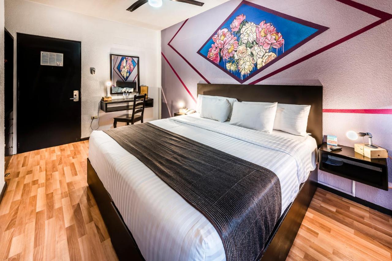 Hi Hotel Impala Querétaro Extérieur photo