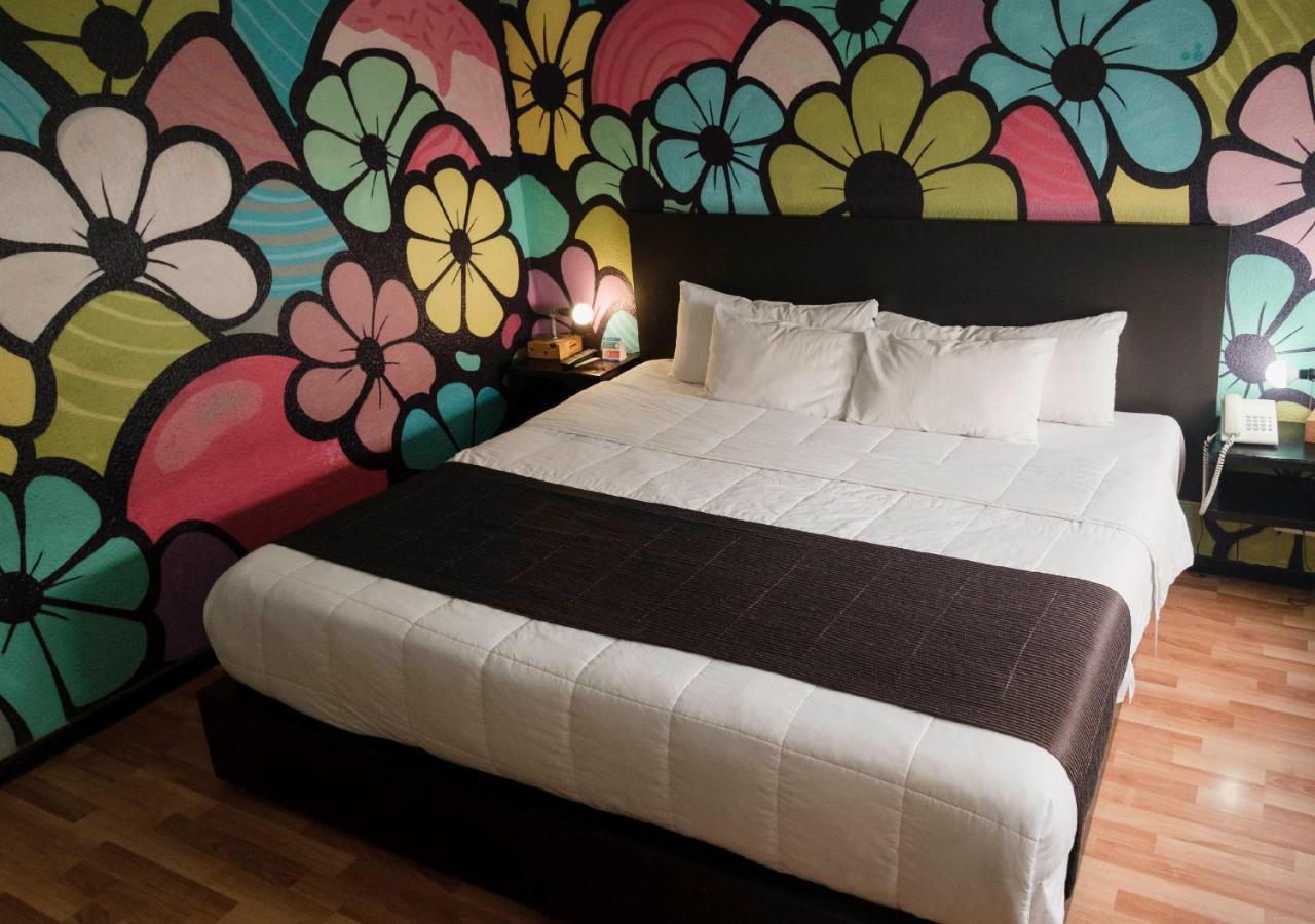 Hi Hotel Impala Querétaro Extérieur photo