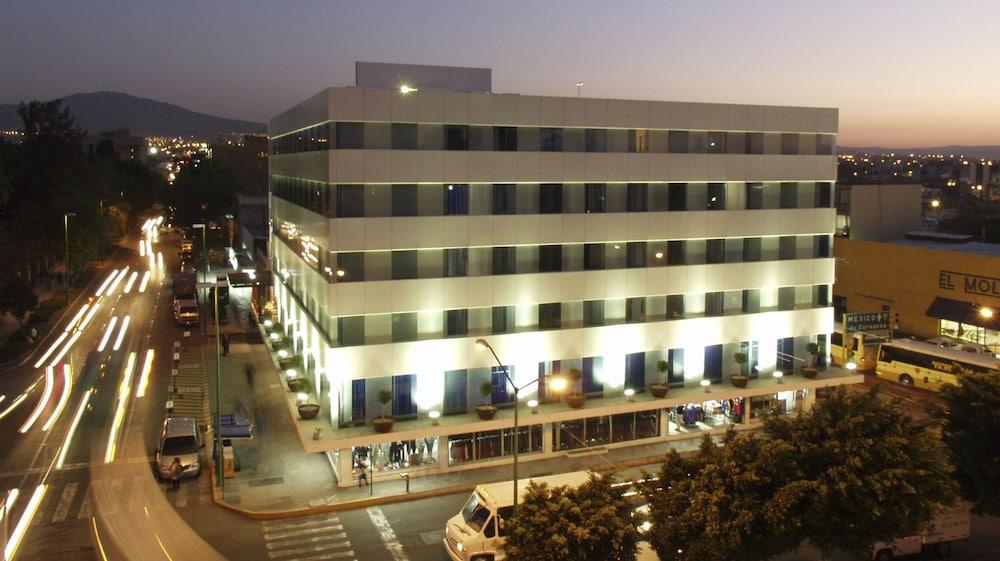 Hi Hotel Impala Querétaro Extérieur photo