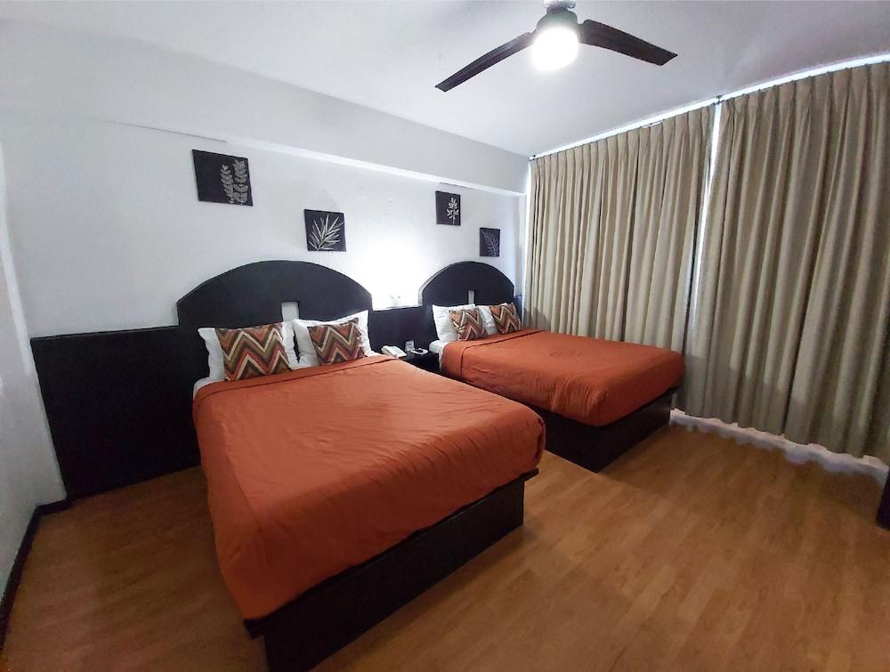 Hi Hotel Impala Querétaro Extérieur photo